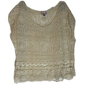 JUNIPER LN Crochet Lace Blouse in Cream One Size P2P approx 24 inches